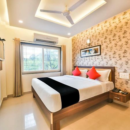 Golden Feather Hotel Udaipur Luaran gambar