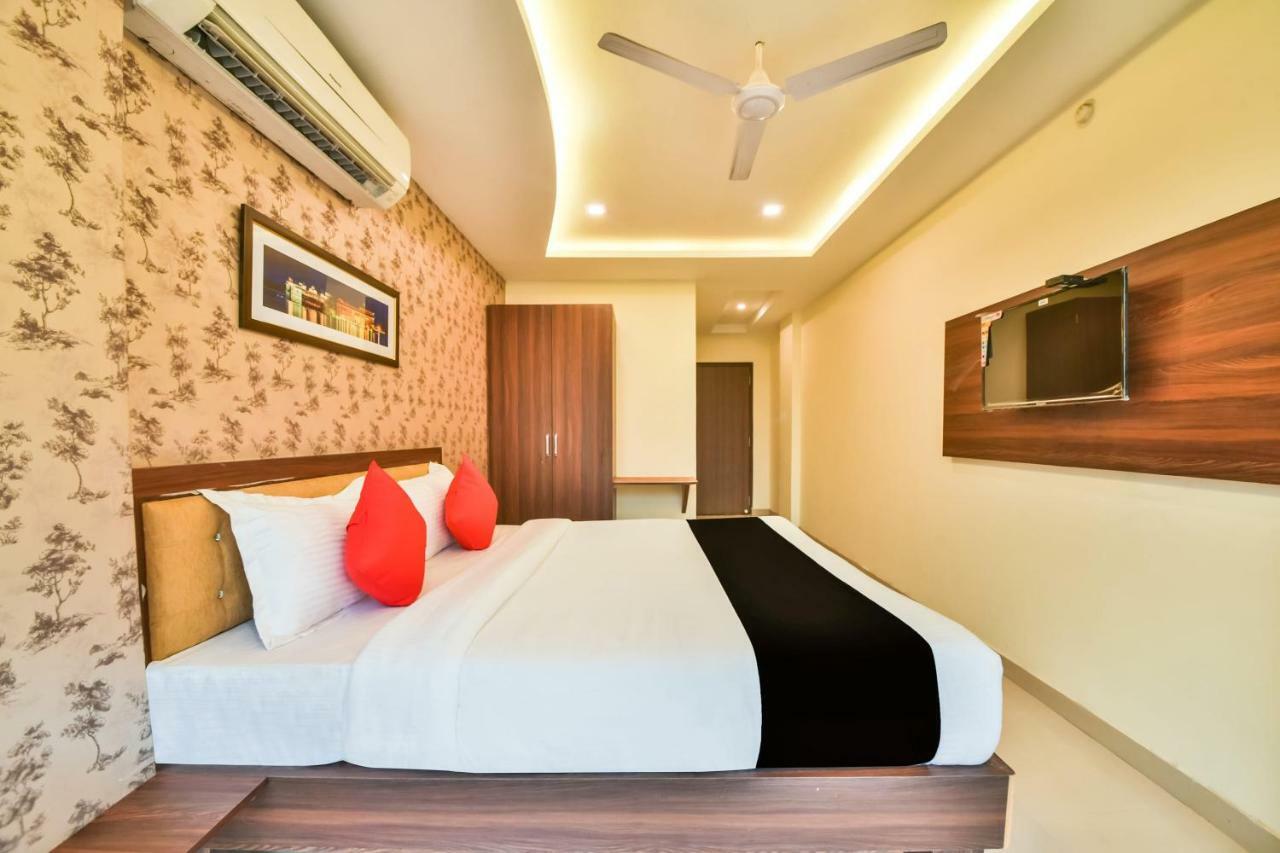 Golden Feather Hotel Udaipur Luaran gambar