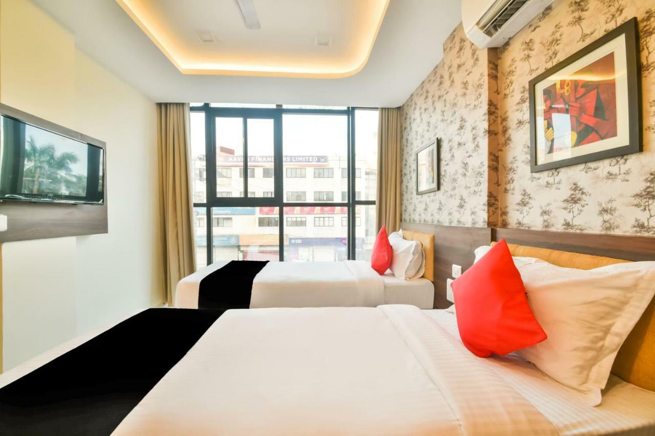 Golden Feather Hotel Udaipur Luaran gambar